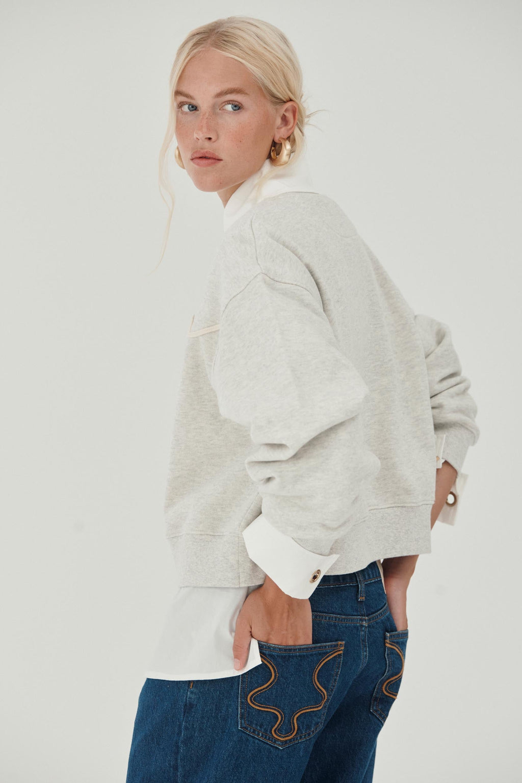 CARINNA SWEATSHIRT - LIGHT GREY