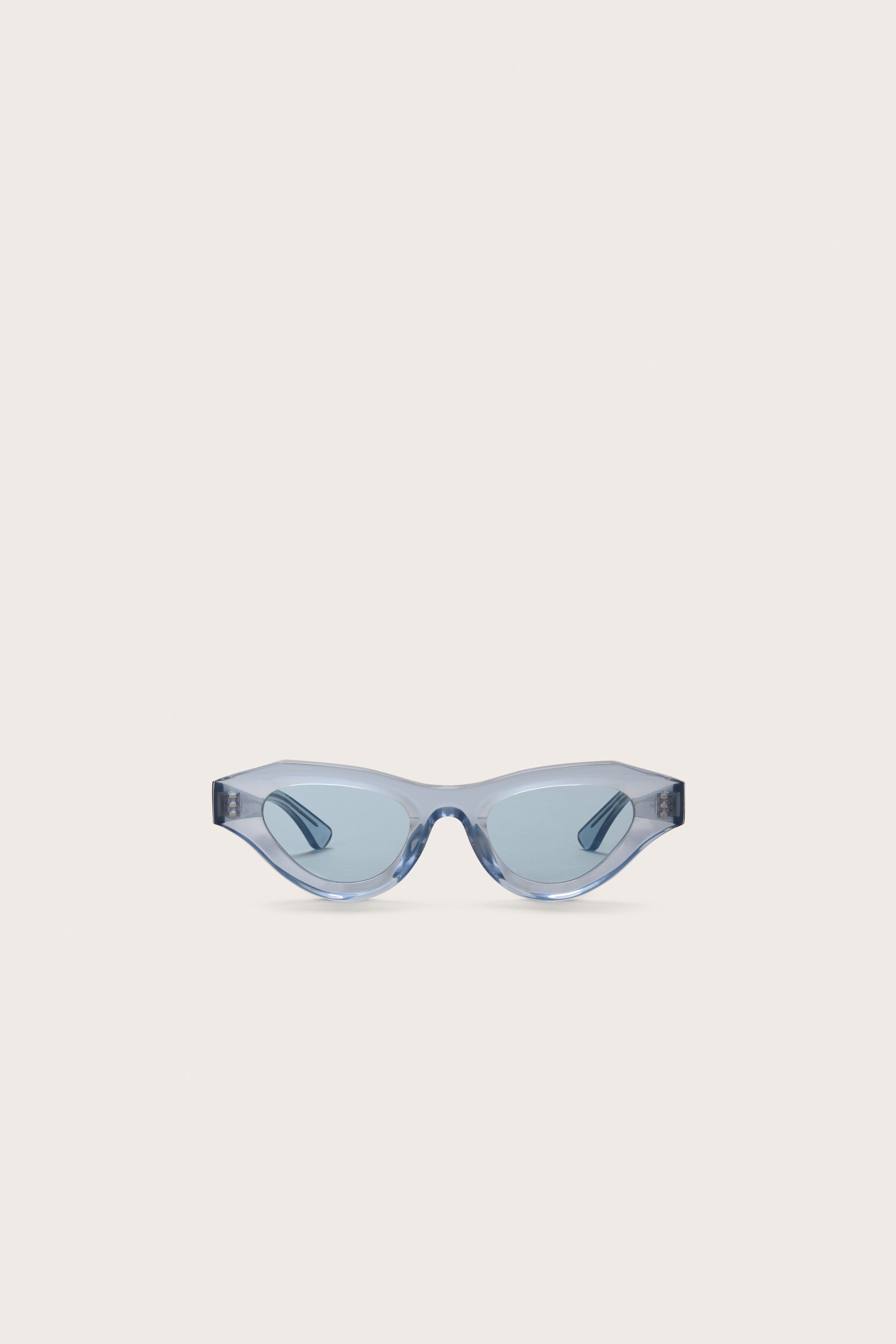 JAYA SUNNIES - TRANSLUCENT LIGHT BLUE