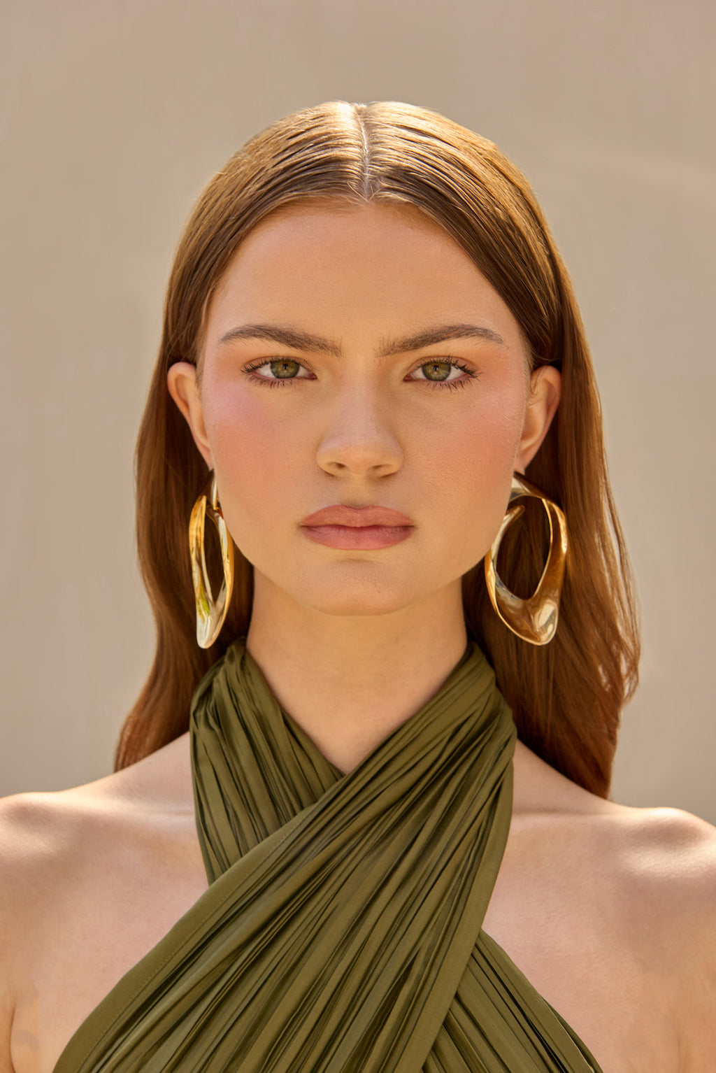 LOLA EARRING - SHINY BRASS