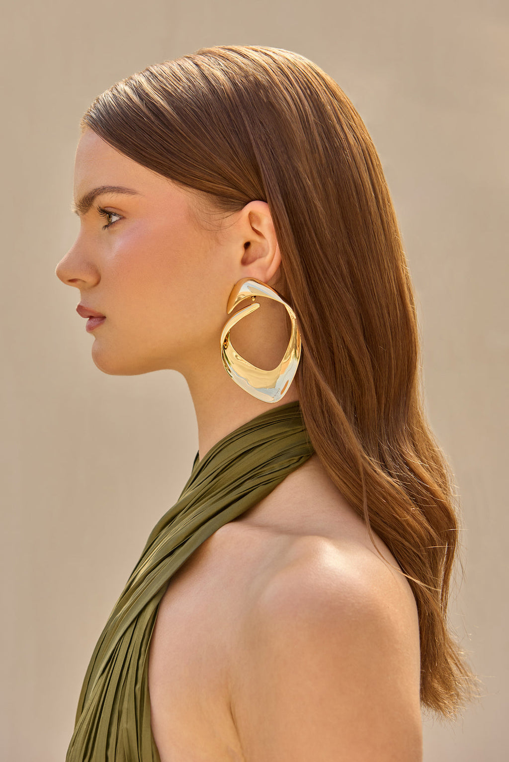 LOLA EARRING - SHINY BRASS