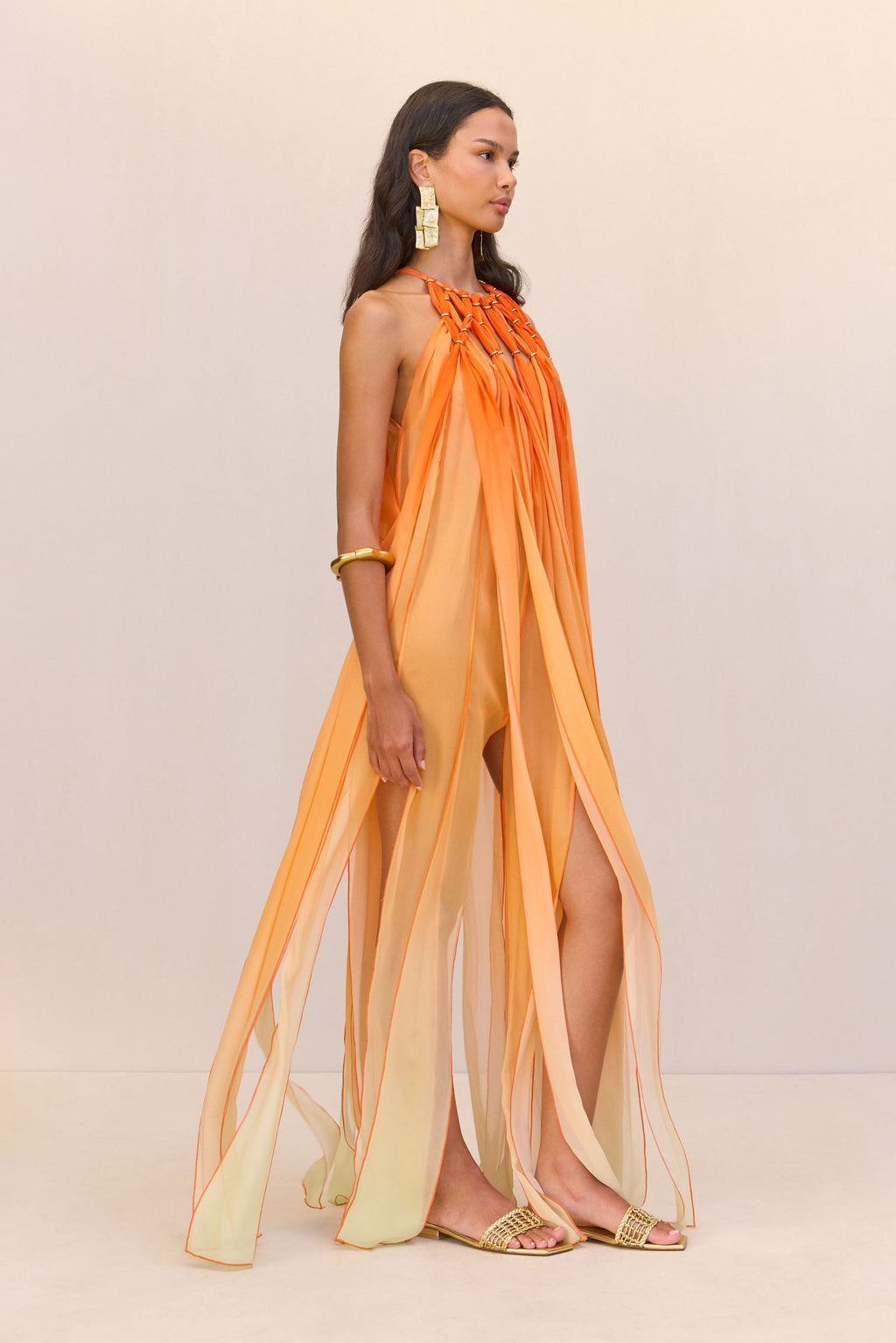 ADITI GOWN - OMBRE