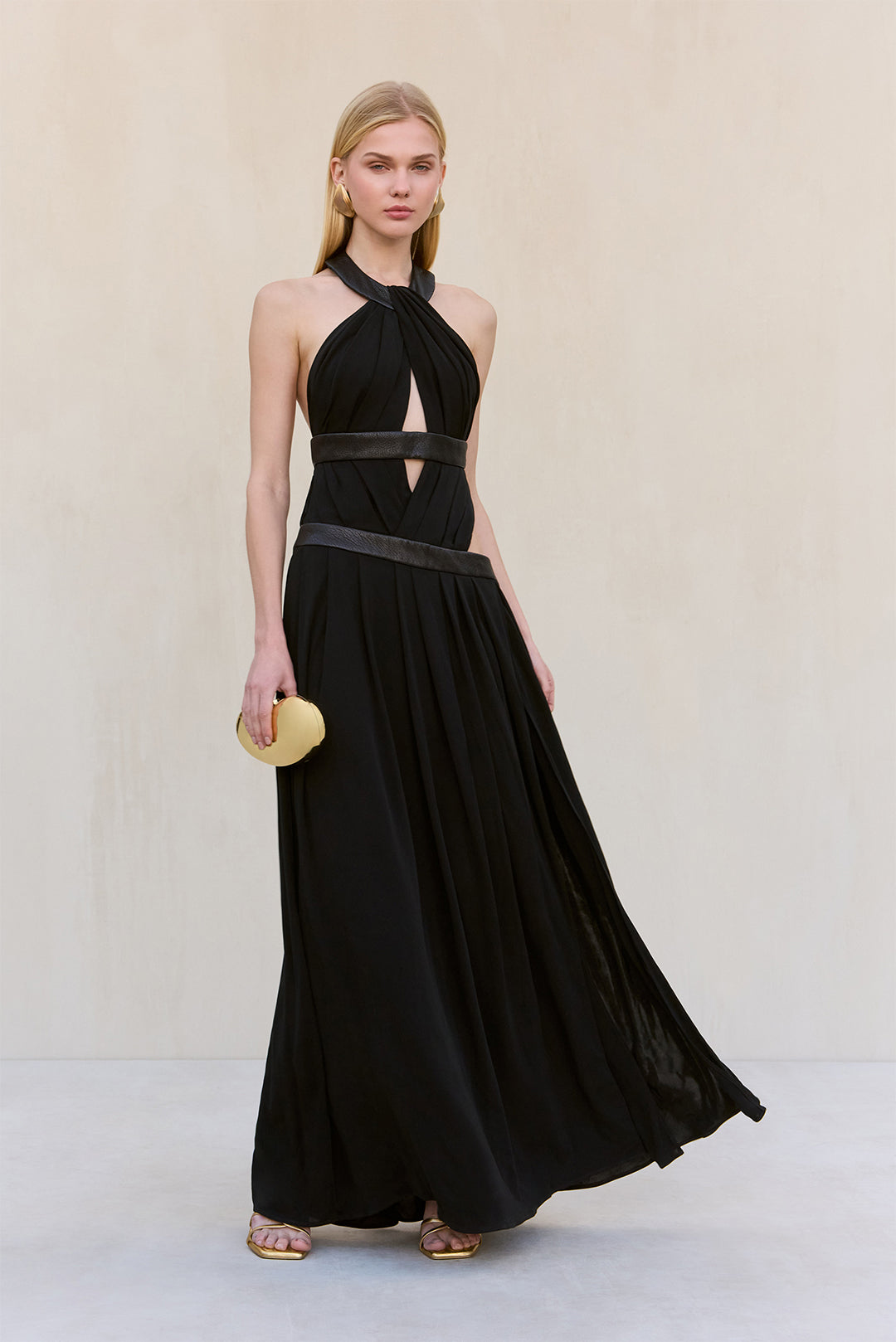 AKSHARA GOWN - BLACK