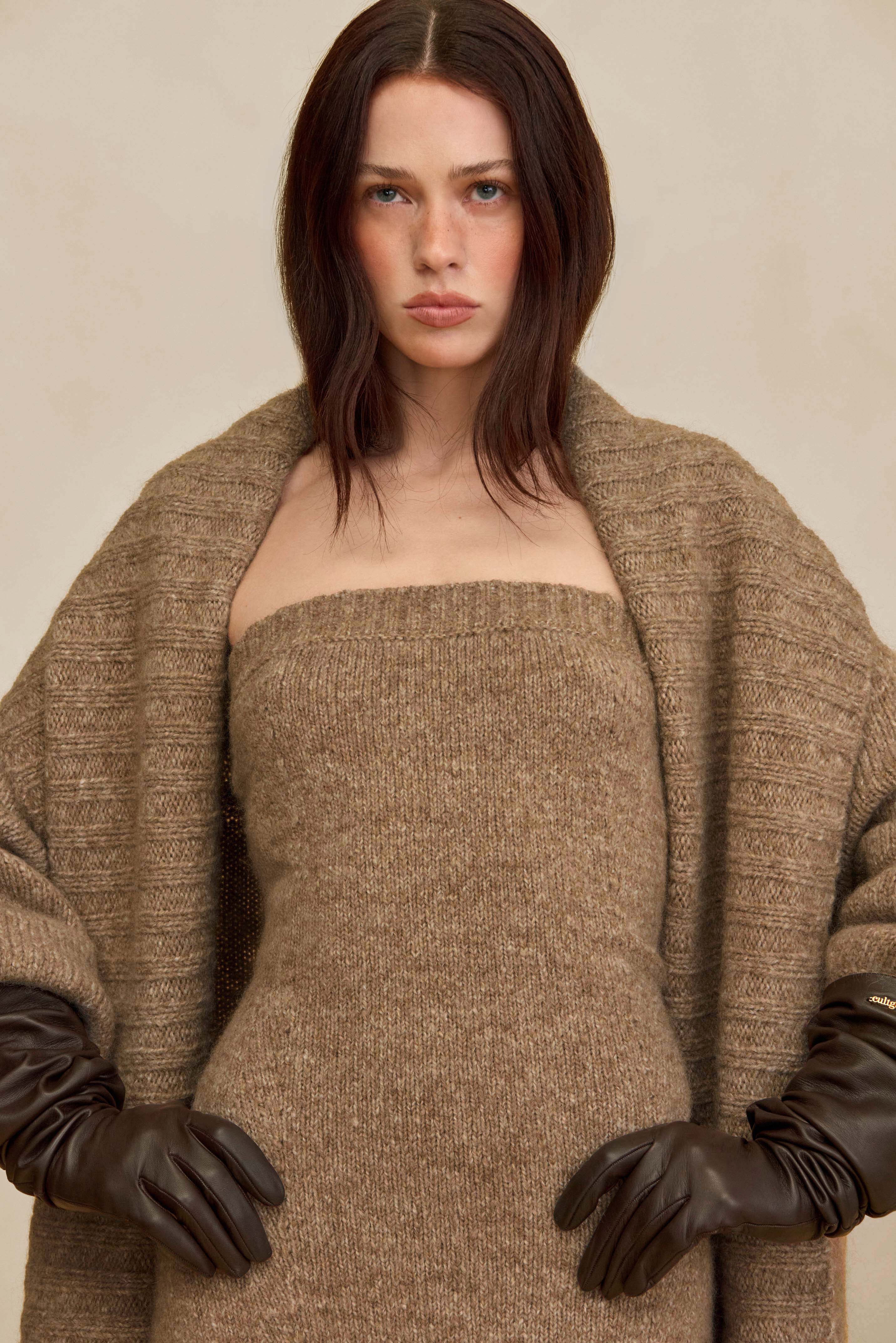 JOANA DUSTER - OTTER