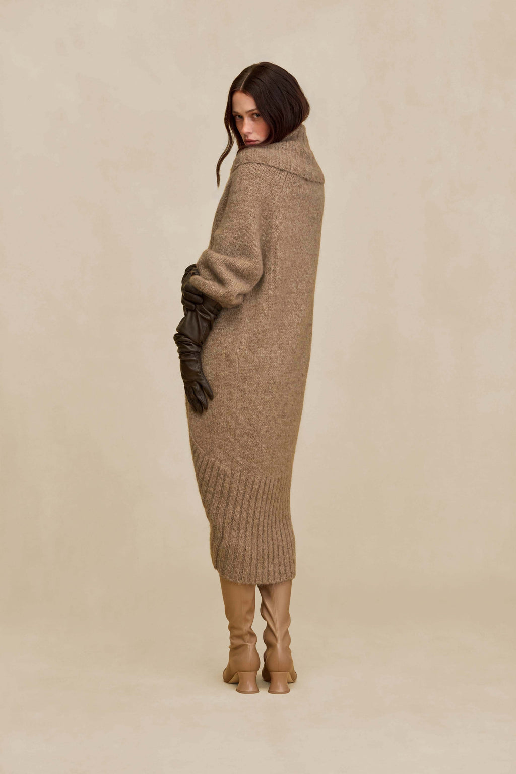 JOANA DUSTER - OTTER