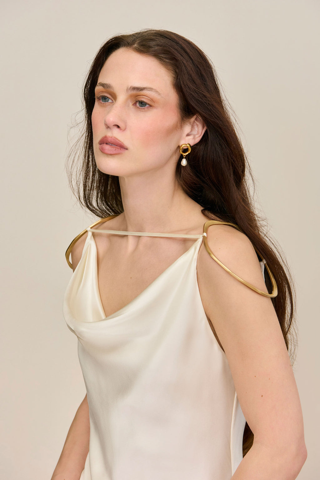 AZAELIA GOWN - OFF WHITE