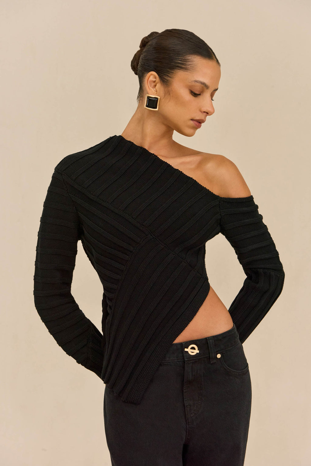 JAIDAN KNIT TOP - BLACK