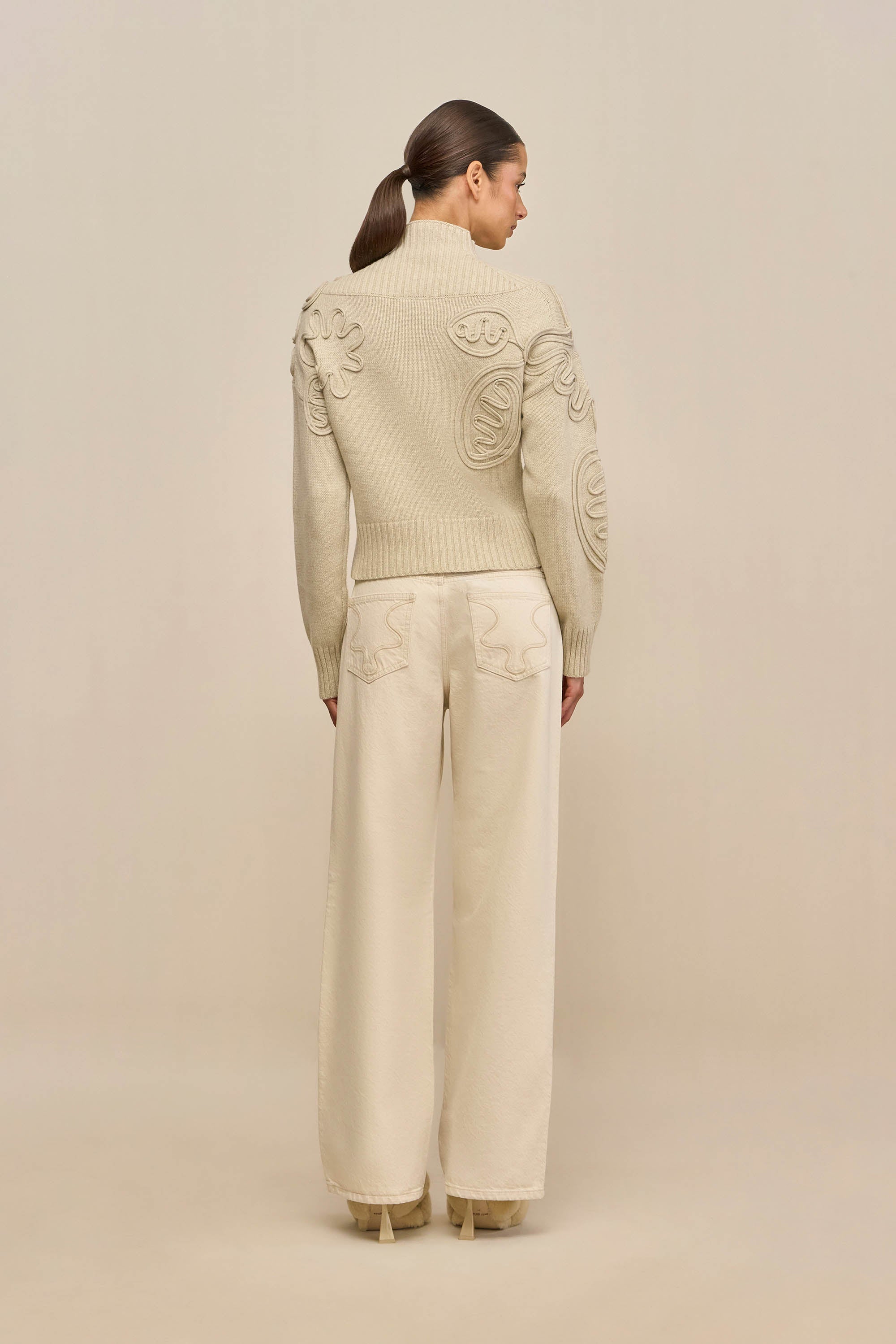 DEVA KNIT SWEATER - BEACH