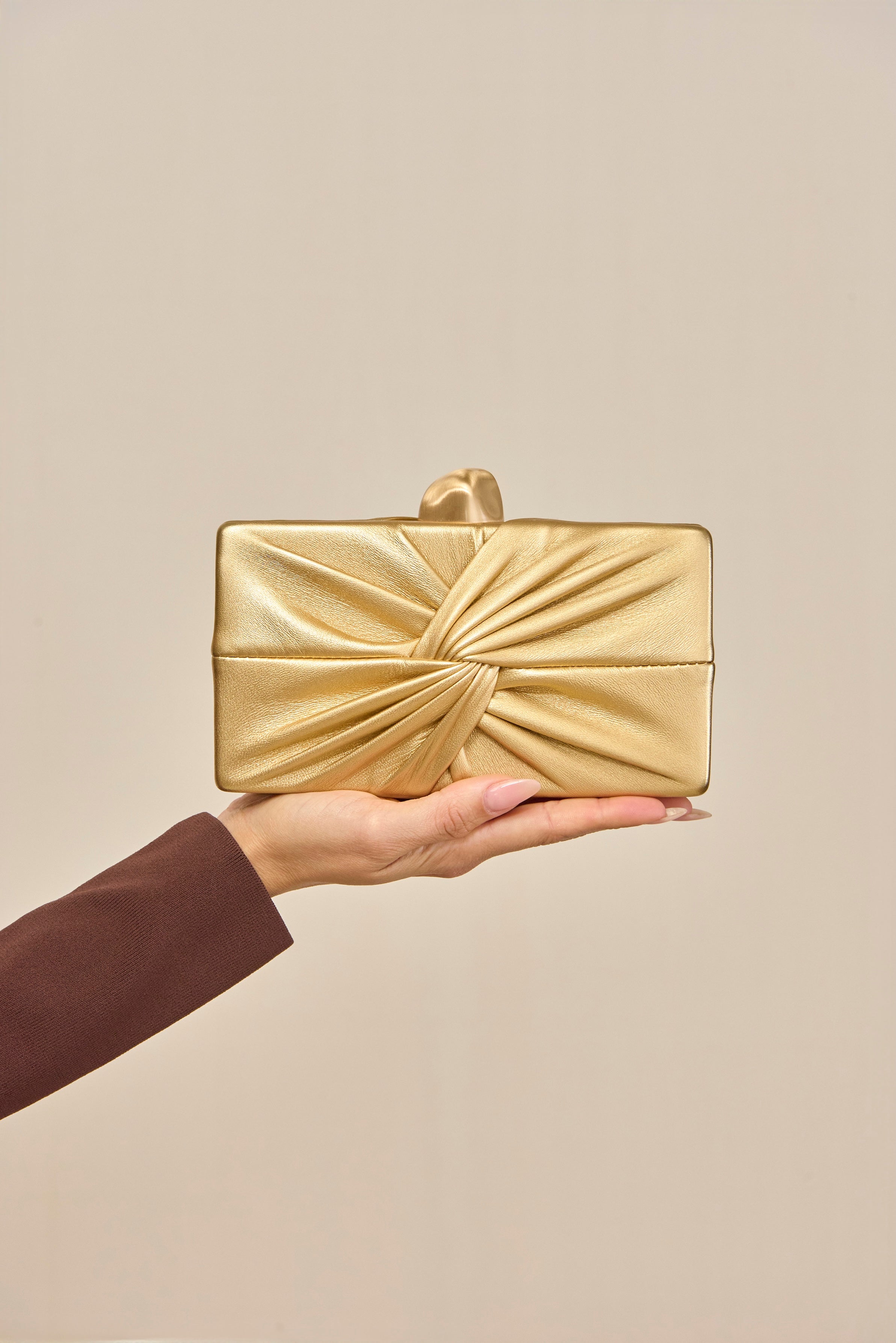 LISSE CLUTCH - BRASS