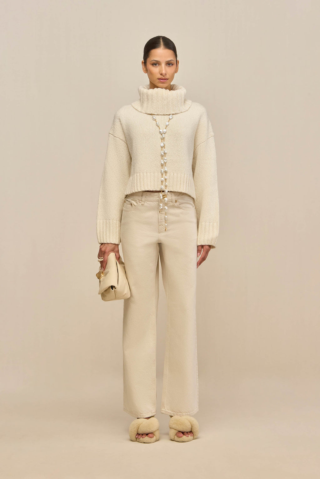 BELANA SWEATER - OFF WHITE